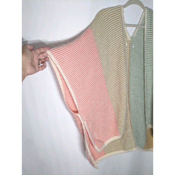 House Of Harlow 1960 Rainbow Eyelash Kimono Cardigan Sweater Women's OS *TAG* - Picture 7 of 14